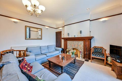 2 bedroom flat for sale, Harvey Road, Guildford, GU1