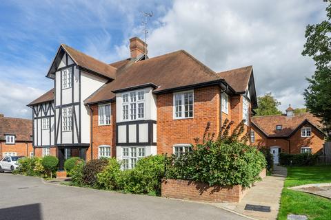2 bedroom apartment for sale, Crown Mews, Tring