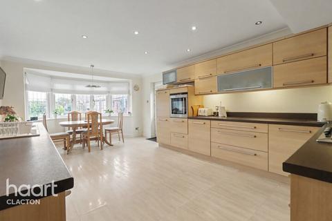 3 bedroom detached bungalow for sale, London Road, Clacton-On-Sea