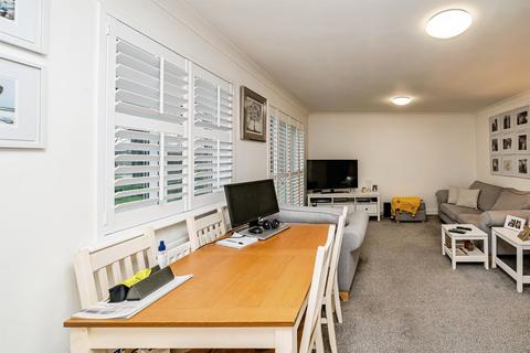 2 bedroom ground floor flat for sale, Wendover Road, AYLESBURY