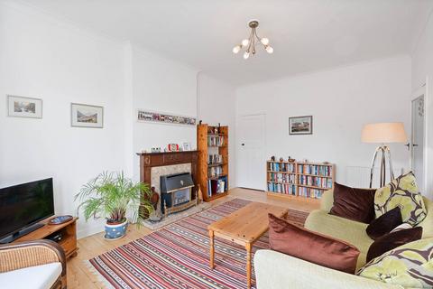 2 bedroom flat for sale, 46/4 Learmonth Crescent, Comely Bank, Edinburgh, EH4 1DE