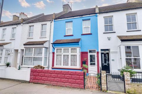 Wellington Avenue, Westcliff-on-Sea SS0