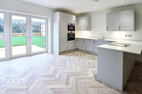 4 bedroom detached house for sale, Wing Road, Stewkley