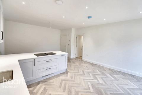 4 bedroom detached house for sale, Wing Road, Stewkley