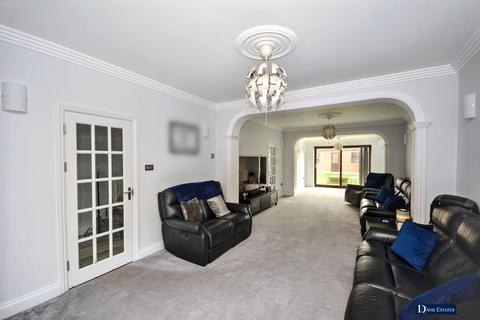 4 bedroom semi-detached house for sale, Arandora Crescent, Chadwell Heath, Romford, RM6