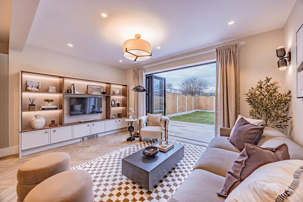 Kitchen / Lounge
