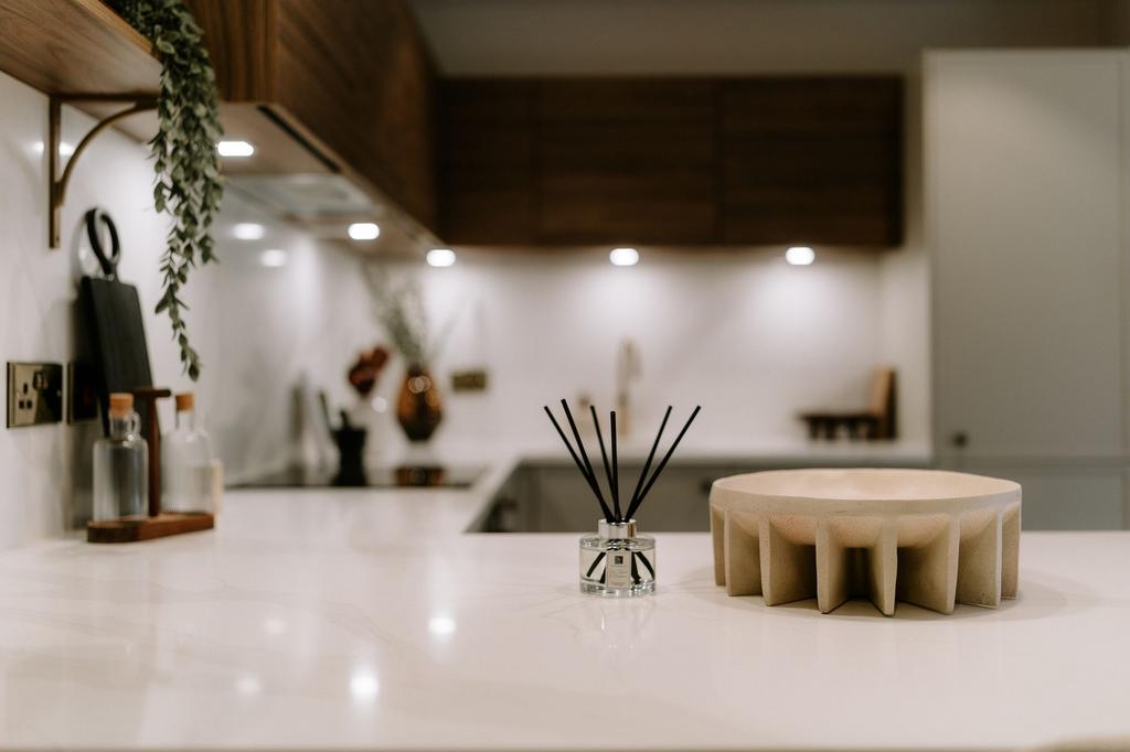 Kitchen / Lounge