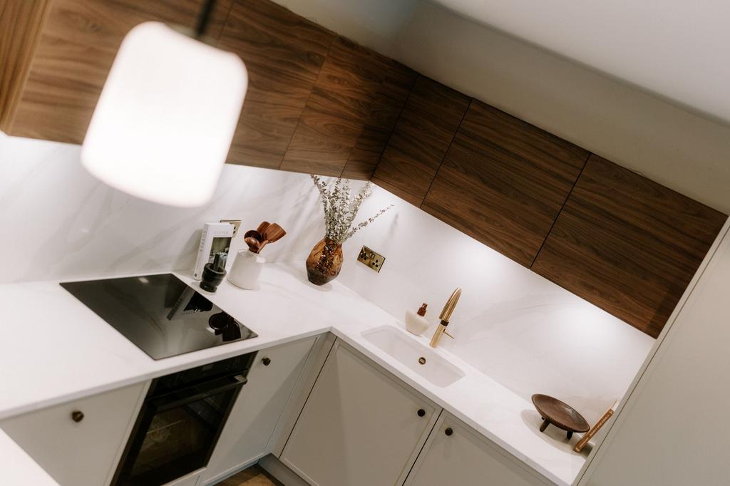 Kitchen / Lounge