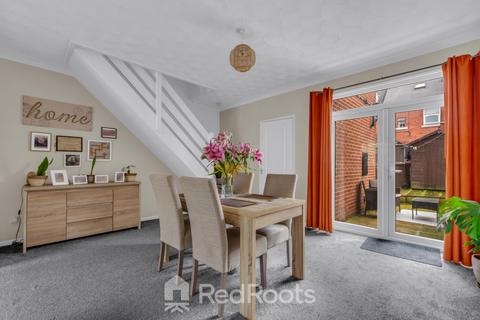 4 bedroom terraced house for sale, South Elmsall, West Yorkshire WF9