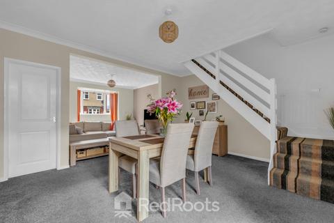 4 bedroom terraced house for sale, South Elmsall, West Yorkshire WF9