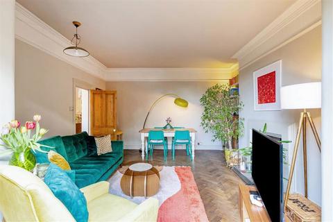 2 bedroom flat for sale, Granville Park, London SE13