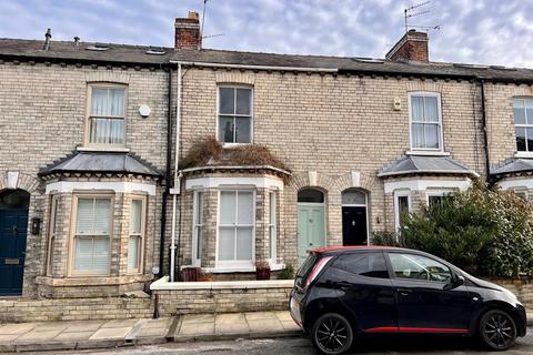 undefined, Russell Street, York