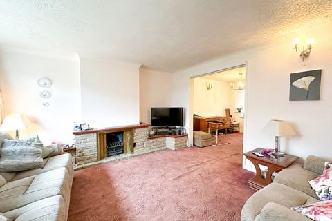 3 bedroom semi-detached house for sale, Tarporley Close, Prenton, CH43