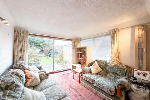 3 bedroom semi-detached house for sale, Tarporley Close, Prenton, CH43