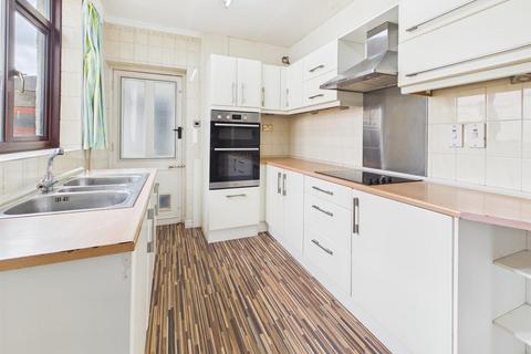 4 bedroom detached house for sale, Armscroft Place, Gloucester
