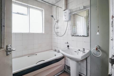 2 bedroom terraced house for sale, 67 Cumberland Road, Reading, Berkshire, RG1 3JT