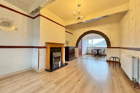 3 bedroom semi-detached house to rent, Burley Wood Crescent, Burley, Leeds, LS4