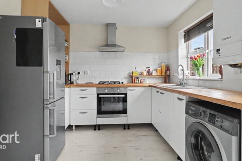 undefined, Skylark Way, Ashford