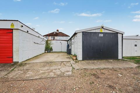 3 bedroom semi-detached house for sale, Bursledon Road, Southampton SO19