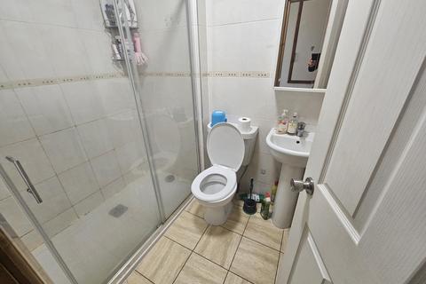 undefined, Hyde Terrace, Leeds LS2