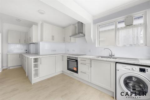 undefined, Chestnut Grove, Ilford