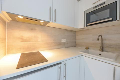 Studio to rent, College Road, Harrow HA1