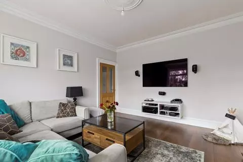 3 bedroom detached house for sale - Photo 8