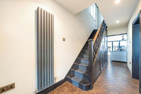 4 bedroom semi-detached house for sale, Foster Road, Bedford