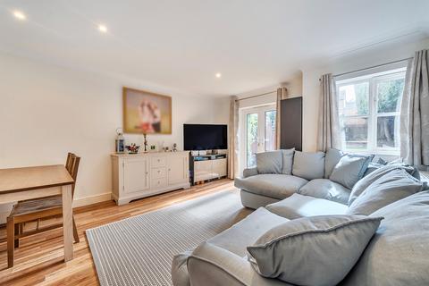 3 bedroom end of terrace house for sale, Applecroft, Northchurch, Berkhamsted