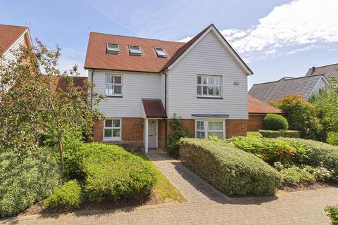 5 bedroom detached house for sale, Pixie Walk, Kings Hill, ME19 4NW