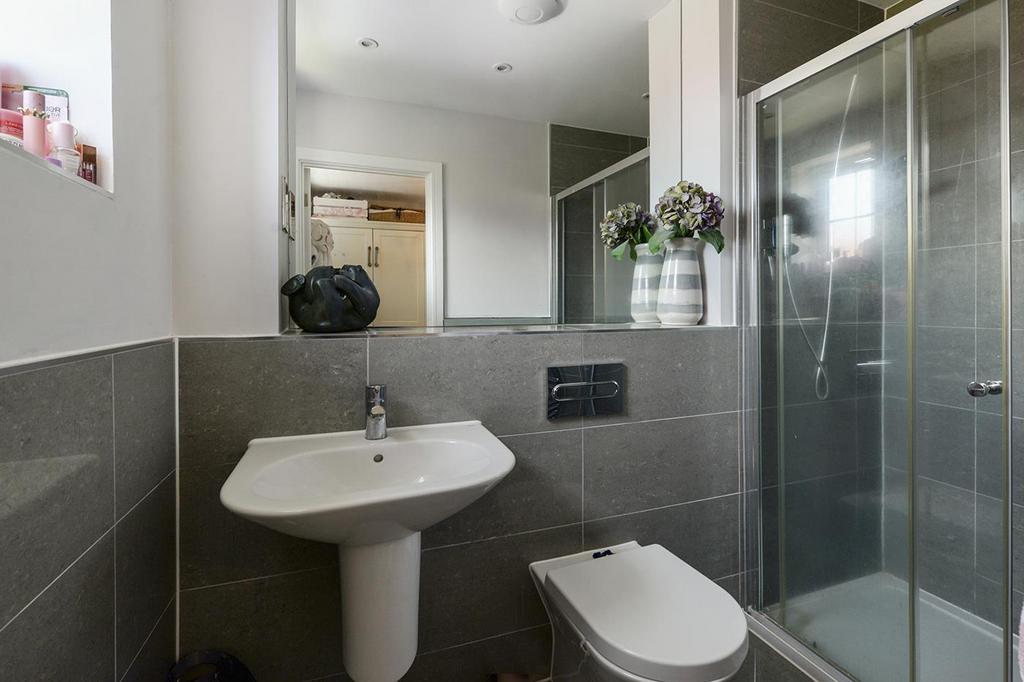 Bed 2 Ensuite