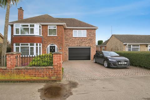 4 bedroom detached house for sale, Cemetery Road, Whittlesey, Peterborough