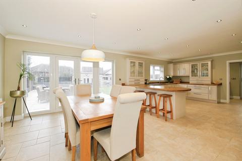 4 bedroom detached house for sale, Cemetery Road, Whittlesey, Peterborough