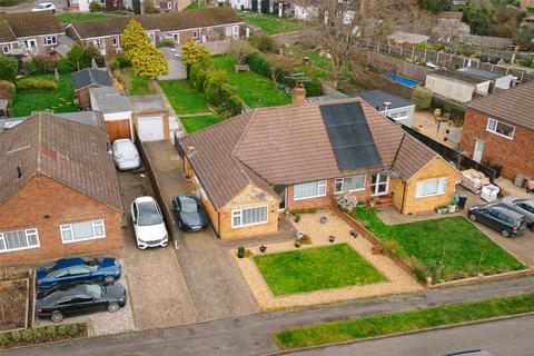 3 bedroom bungalow for sale, Link Way, Reading RG2