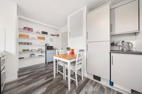 3 bedroom bungalow for sale, Link Way, Reading RG2