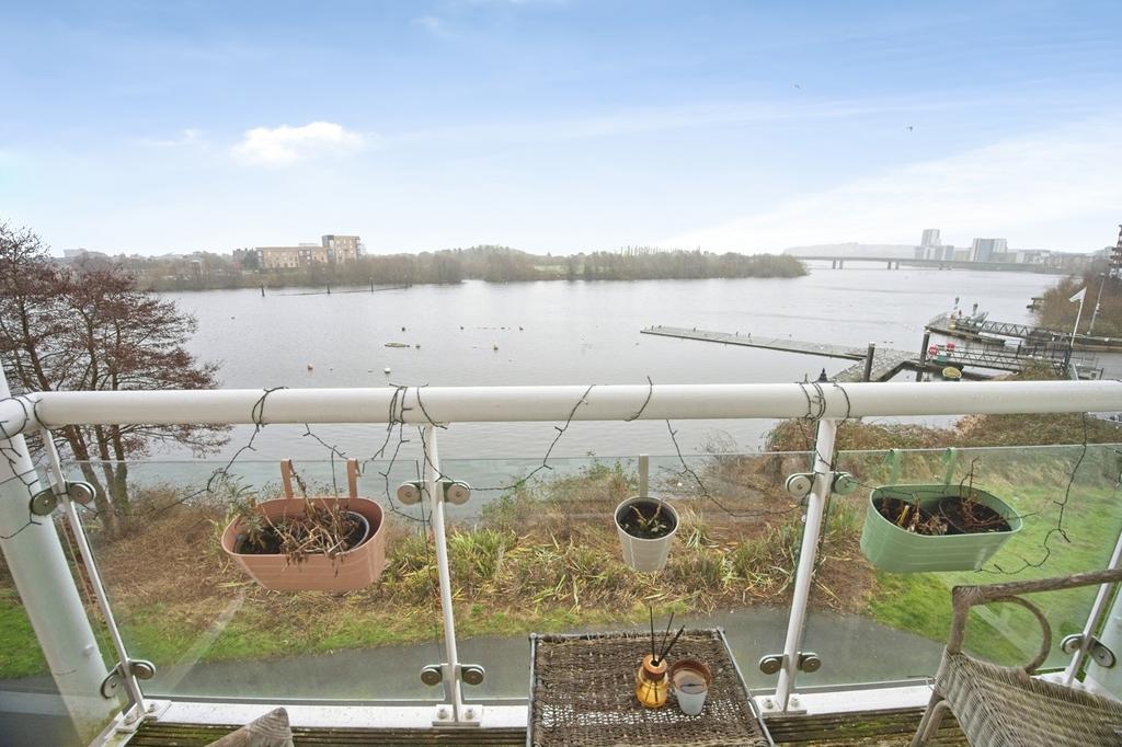 Balcony/Views