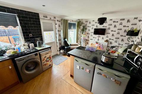 3 bedroom terraced house for sale, Kirkstall Avenue, Middlesbrough