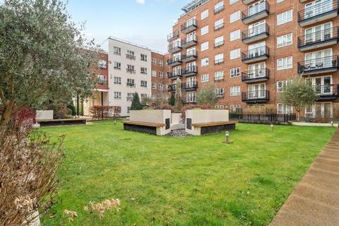 undefined, Royal Quarter, Seven Kings Way, Kingston upon Thames, Greater London, KT2