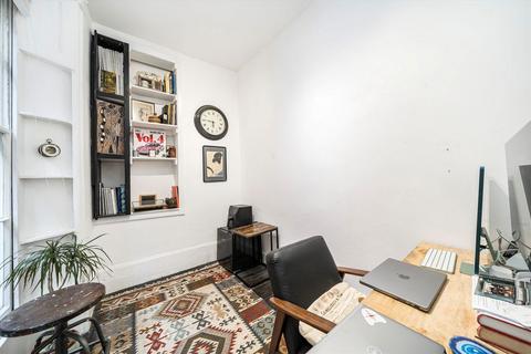 2 bedroom flat for sale, Grove Terrace, London NW5