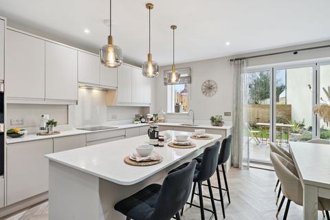 4 bedroom semi-detached house for sale, Victoria Close, Rickmansworth WD3