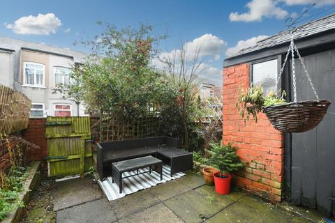 2 bedroom terraced house for sale, Willan Road, Eccles, M30