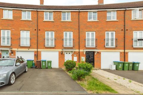 Noble Crescent, Aylesbury