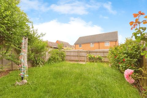 undefined, Noble Crescent, Aylesbury