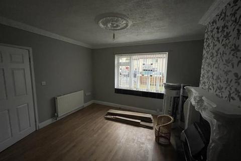 2 bedroom house to rent, Bevanlee Road, MIDDLESBROUGH