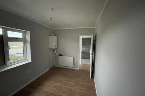 2 bedroom house to rent, Bevanlee Road, MIDDLESBROUGH