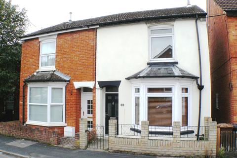 3 bedroom semi-detached house to rent, Balmoral Road, Andover SP10