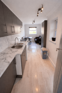 3 bedroom terraced house to rent, Cathays, Cardiff, CF24