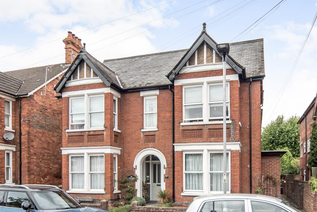7 E Merton Road - 202