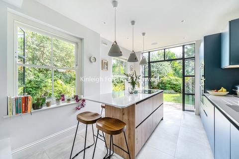 5 bedroom terraced house for sale, Annington Road, London, N2