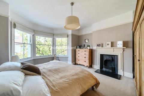 5 bedroom terraced house for sale, Annington Road, London, N2